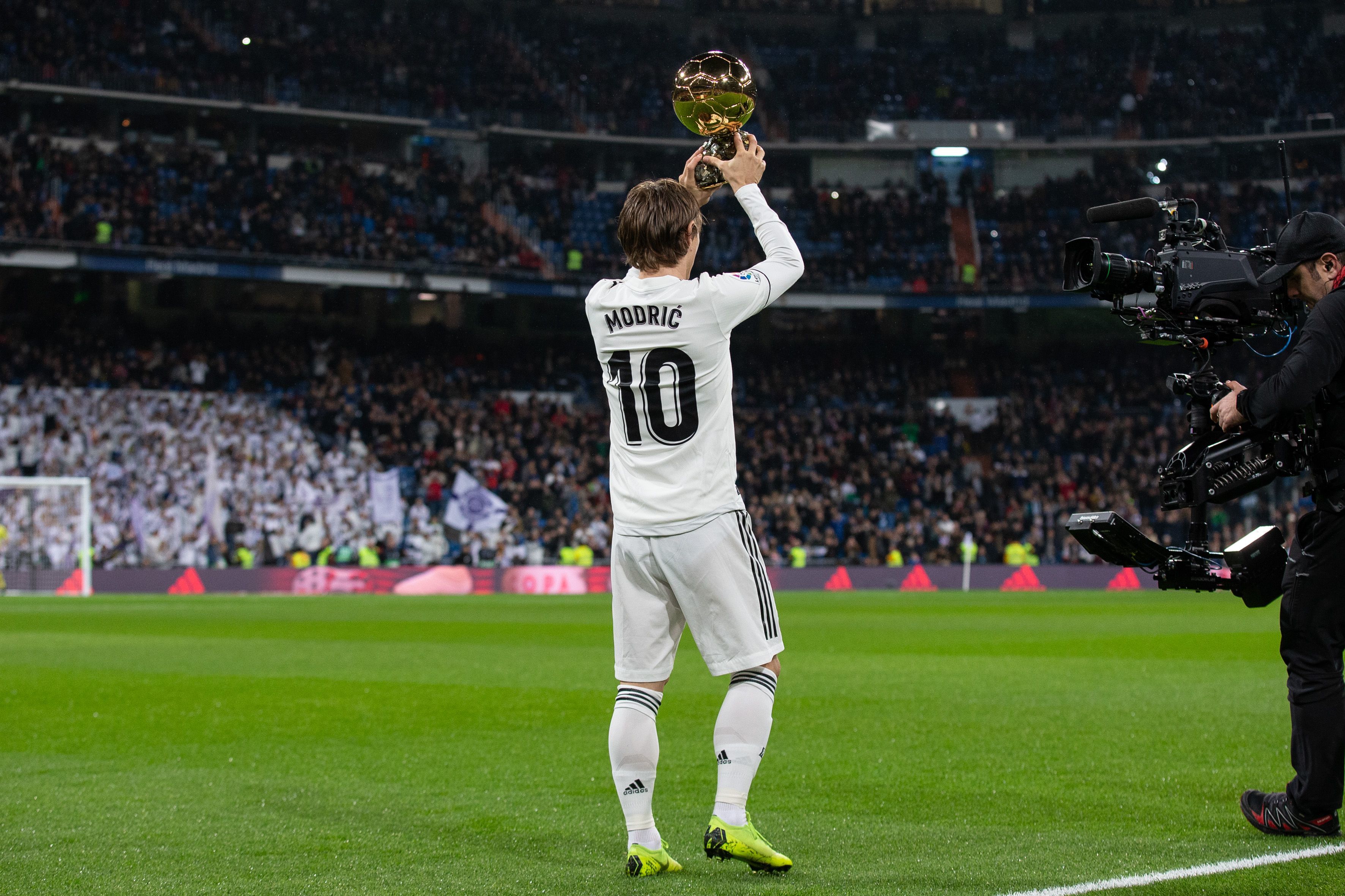 懂球帝中超收官报告：您是这一千四百万分之一吗？