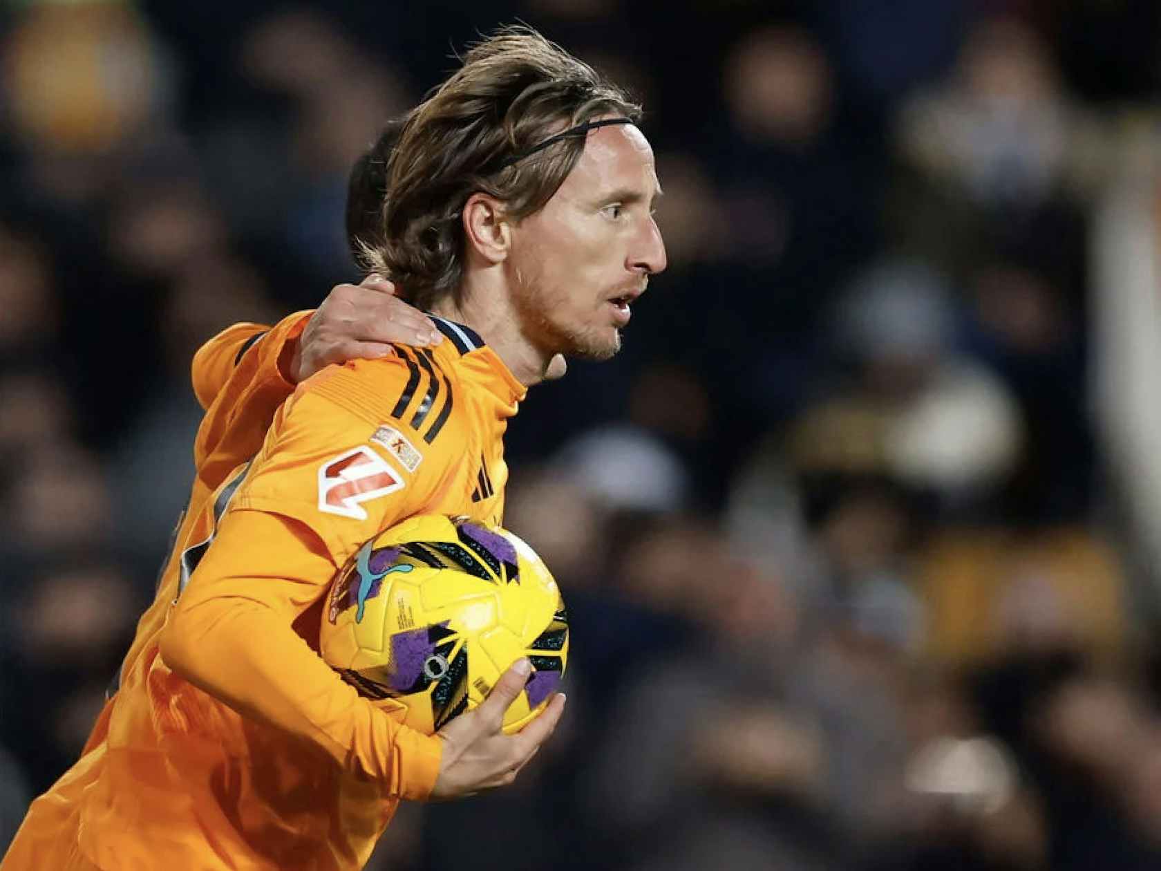 优势明显！广东半场35中23&命中率65.7% 领先合肥26分