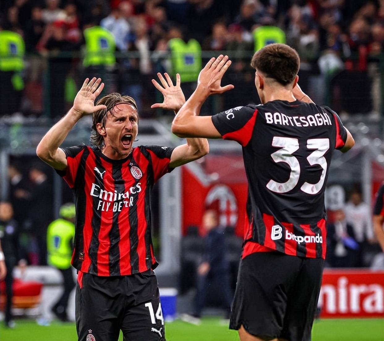 德佬回应传闻：我为身边能有孔蒂这样的真正男人而感到自豪