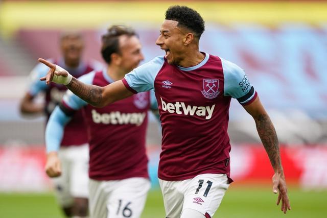 贝克汉姆一家庆祝夺冠