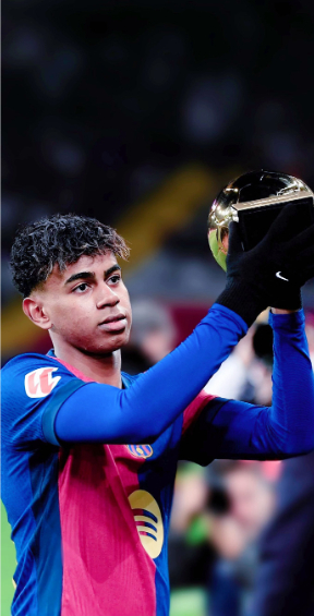 暗示续约还是离队？刘洋晒与瓦科互换球衣照片