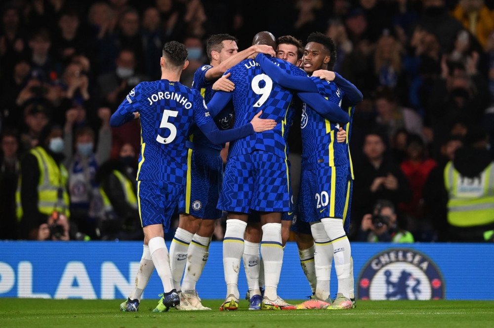 李玮洒成为首位获OPBF金腰带的中国女子拳手，多次在国际赛场取得胜利，正式转型为职业拳击选手。